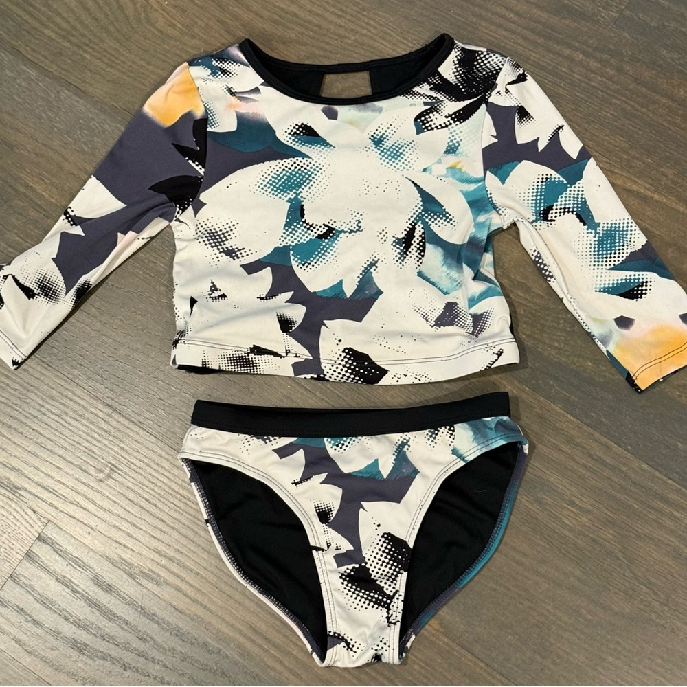 Z by Zella Kids Black and White Floral Swim Rashguard Set